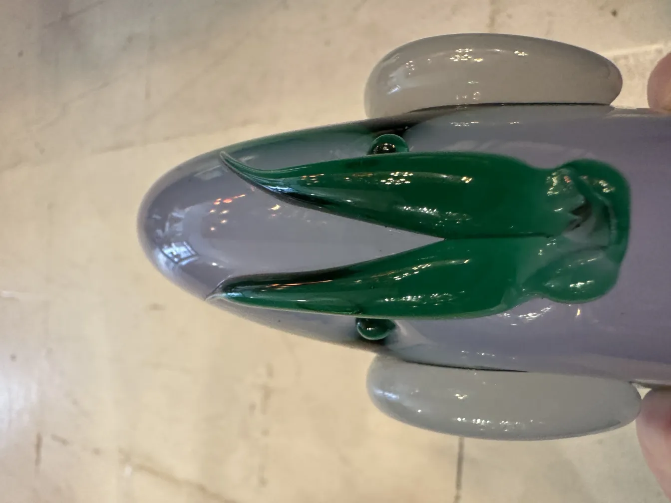 scultura murano con forme decorative dai colori vivaci