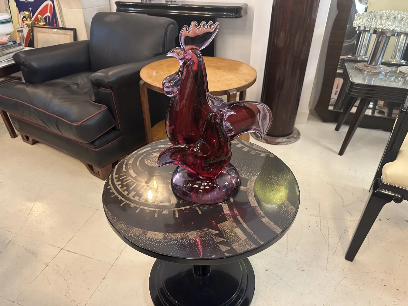 Escultura de Murano em forma de galo, cor vermelha brilhante