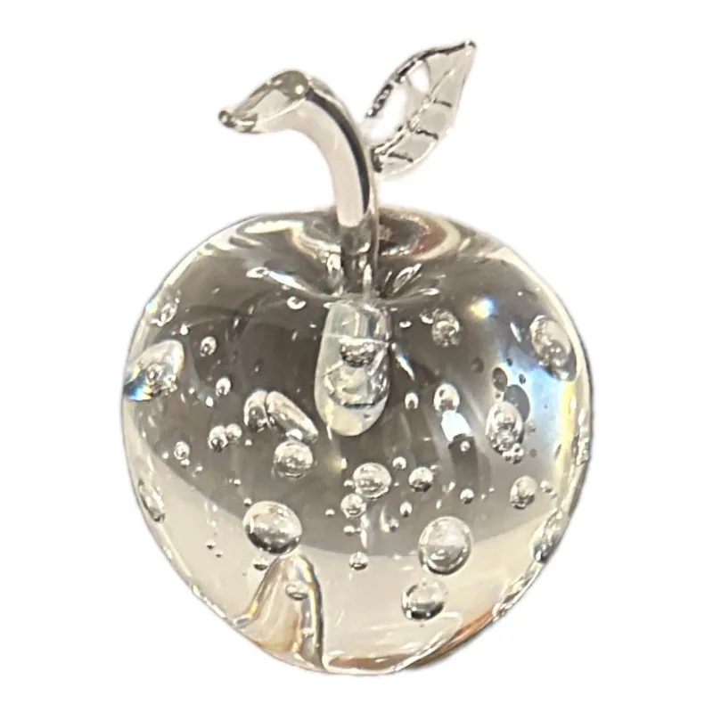 Sculpture de Murano en forme de pomme avec des bulles décoratives.