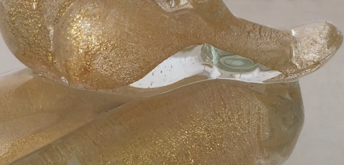 scultura murano antica con dettagli dorati, decorativa