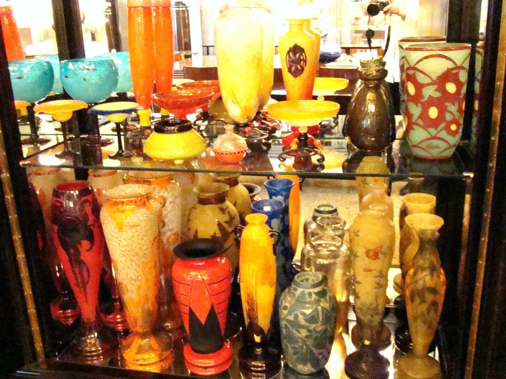 Collezione di vetro firmato Schneider, antichità, colori vivaci