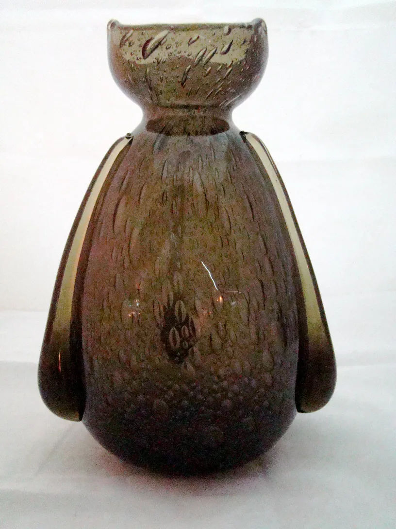 vase en verre ancien signé schneider avec finition sombre