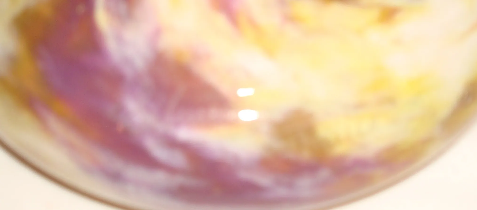 古董施耐德签名玻璃，带有温暖的颜色