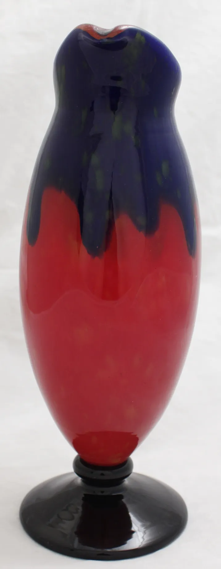Decorative glass signed by Schneider, red and blue colors.