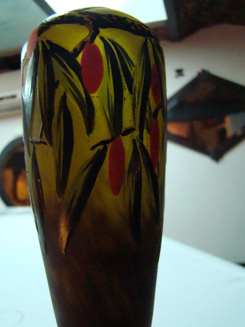 Signiertes Glas Schneider mit blatt und roten frucht dekor, antiquität