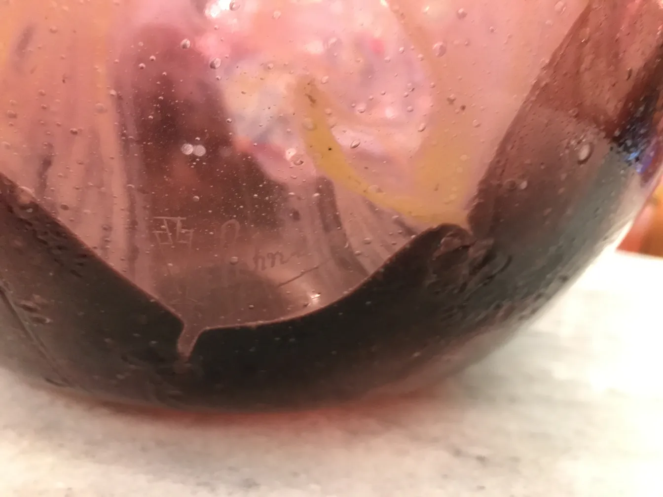 schneider签名的玻璃特写，优雅的设计