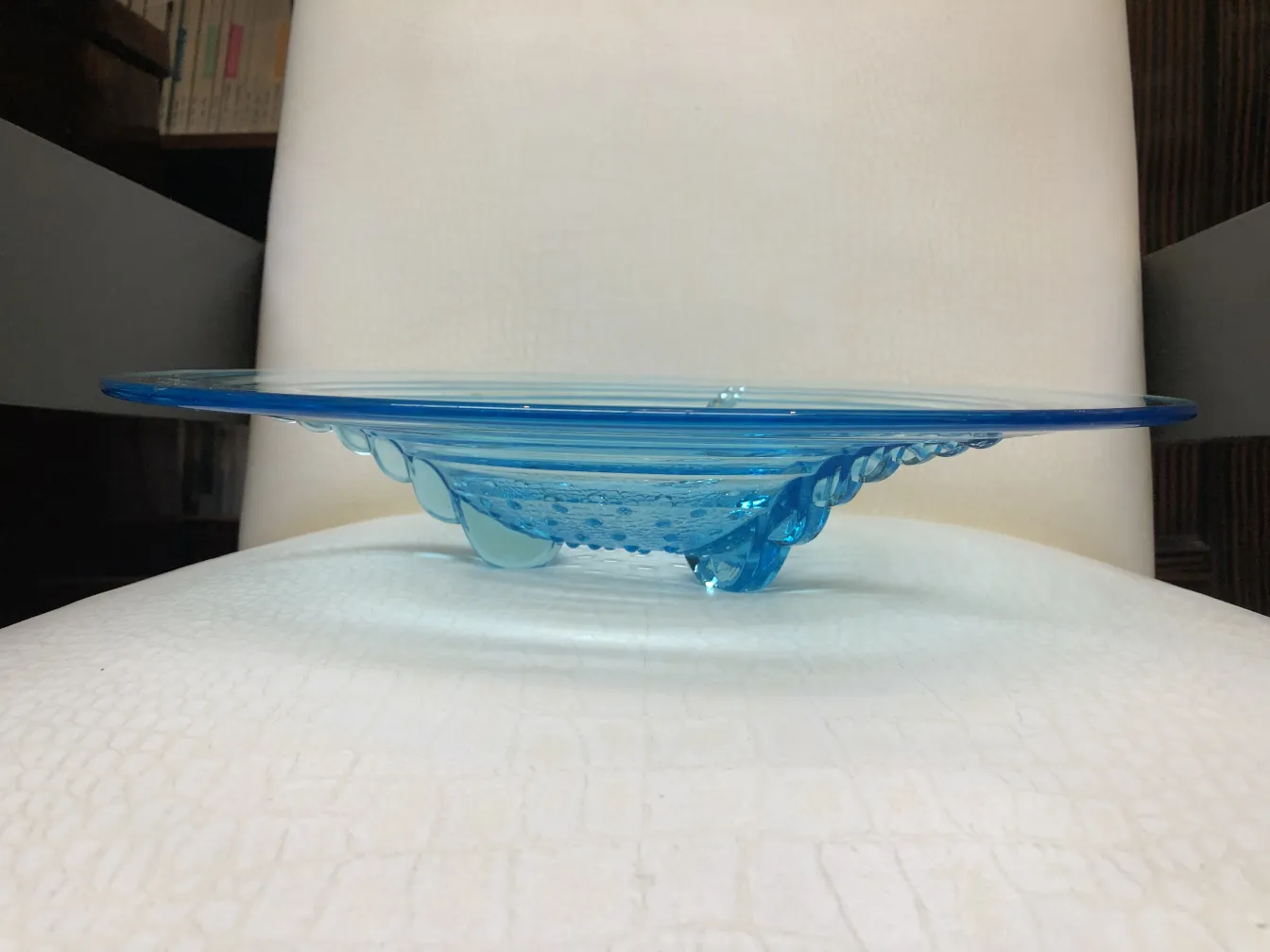 antike blaue murano-glasschüssel mit elegantem design