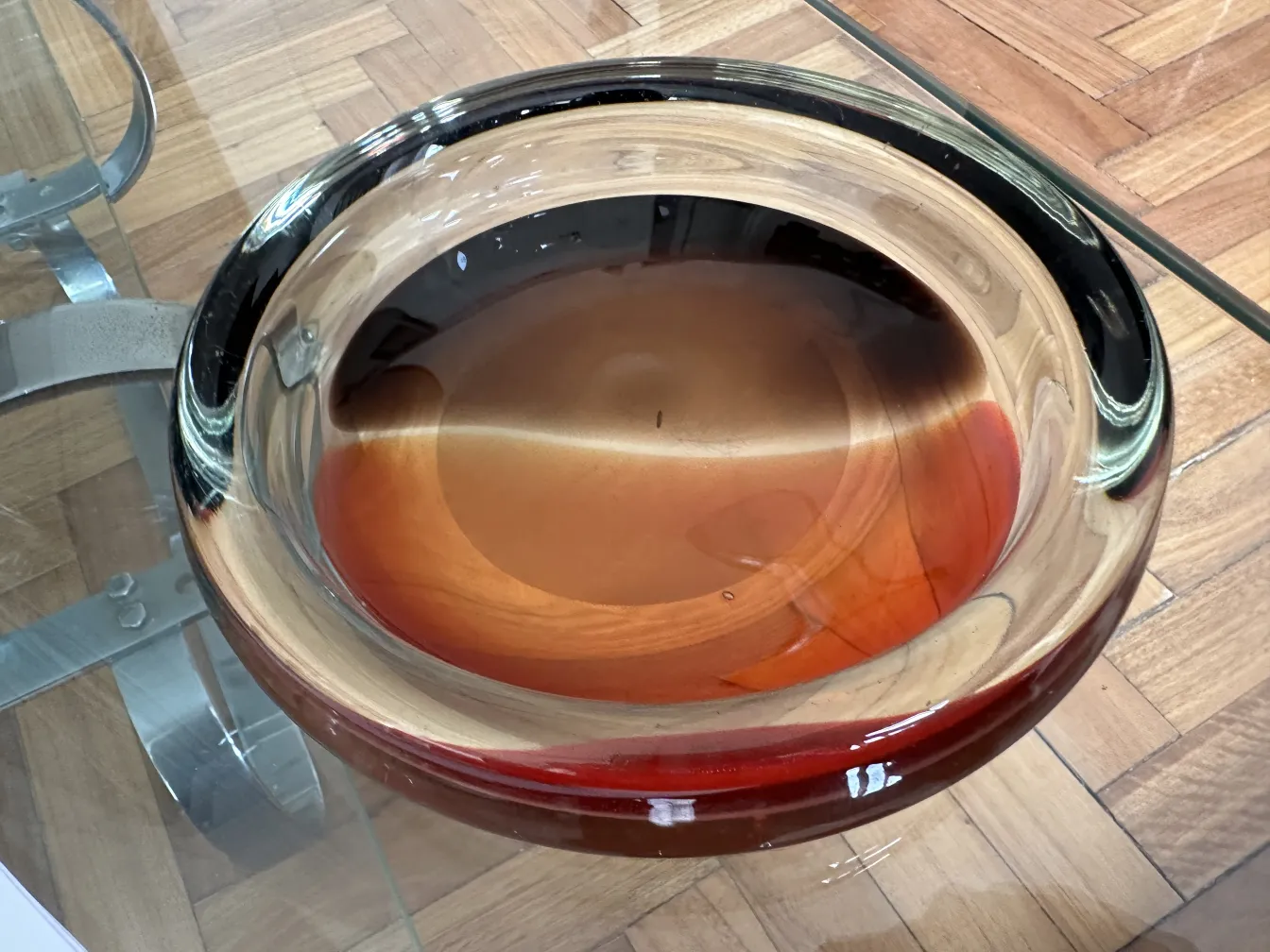 hermosa pieza de cristal de murano en tonos marrones y negros