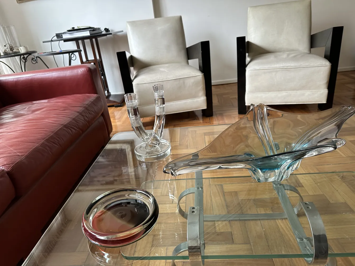 sculpture en cristal de murano avec des formes élégantes et douces