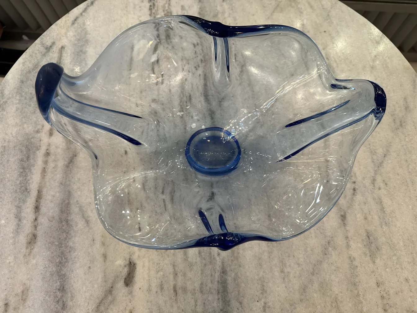 antiguo cristal de murano en forma de flor azul