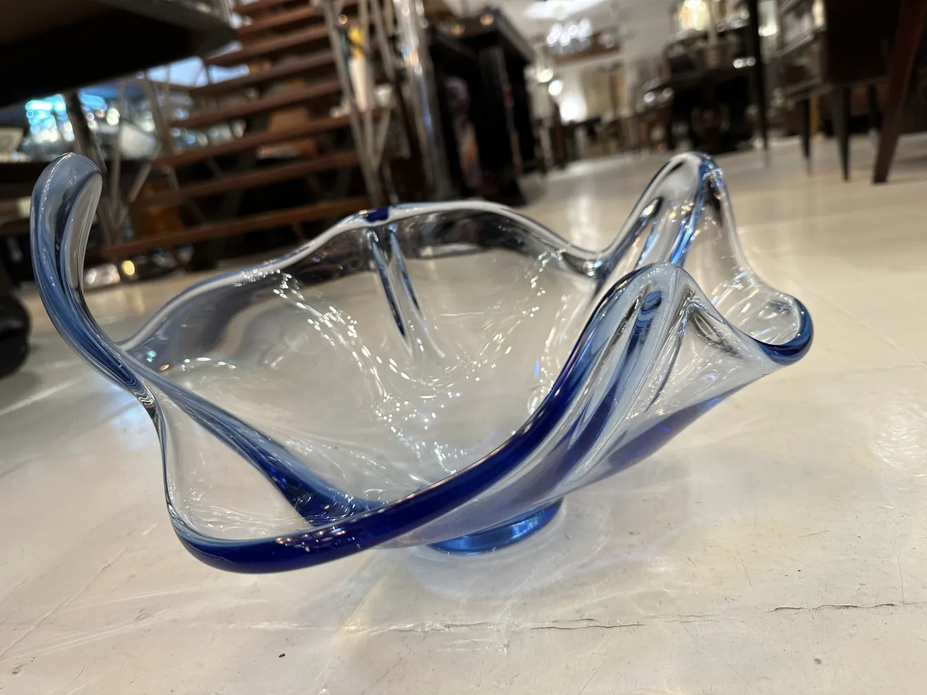 Hermoso cristal de Murano con detalles en azul