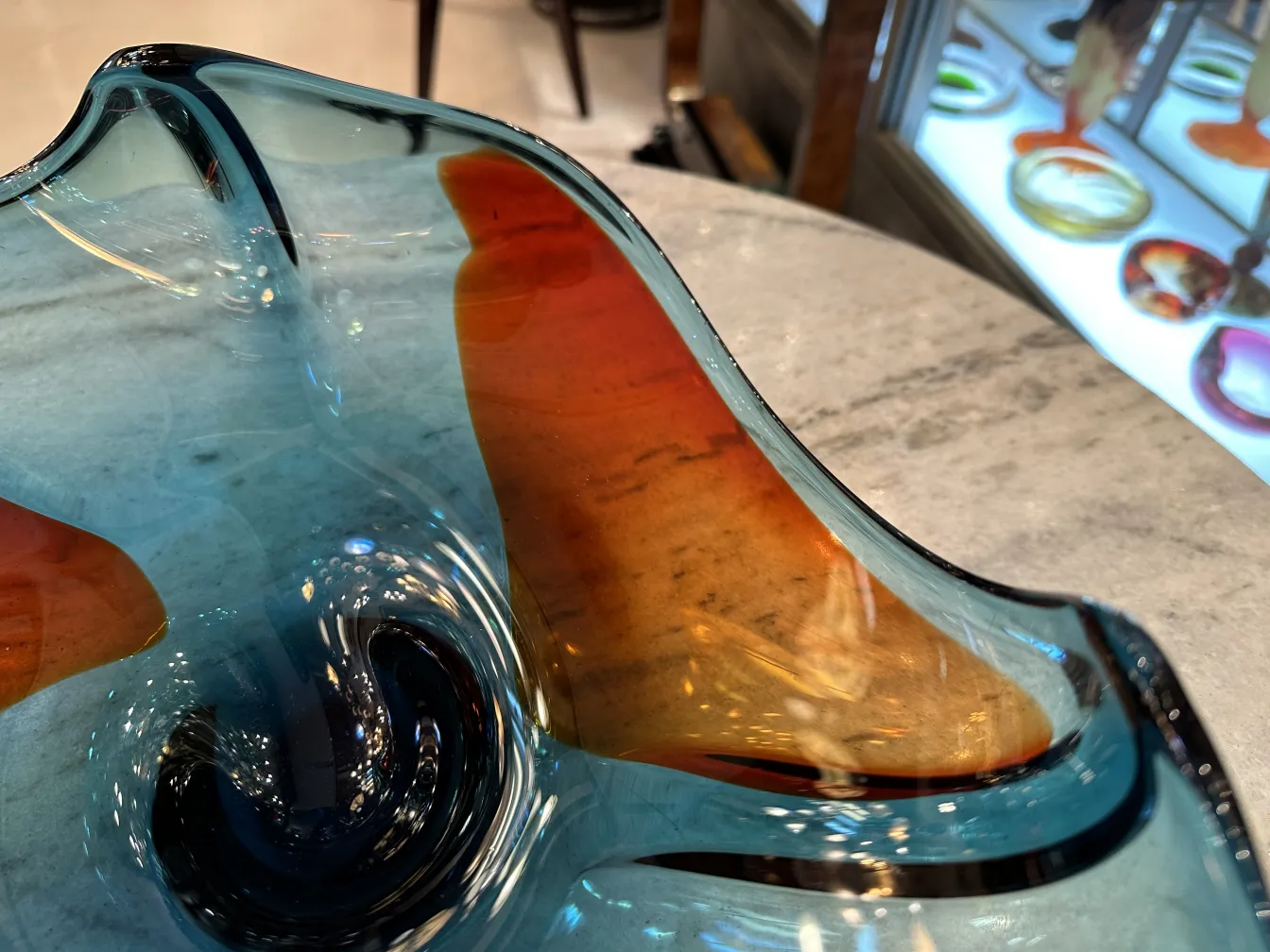 Cristal de Murano em tons azuis e laranja, antiguidade