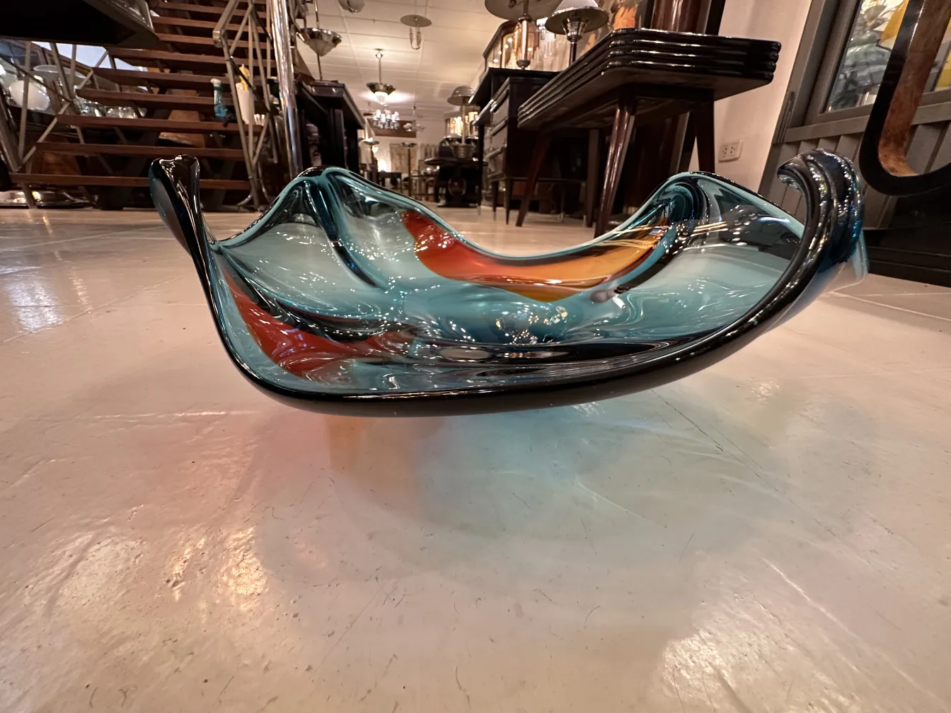 wunderschönes murano-glas in blau- und orangetönen