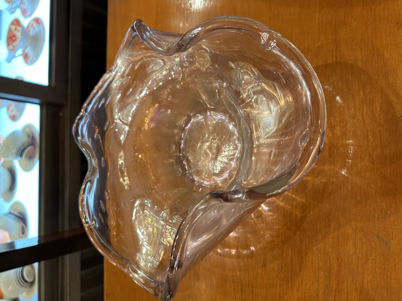 dekatives Murano-Glas mit gewellten Formen