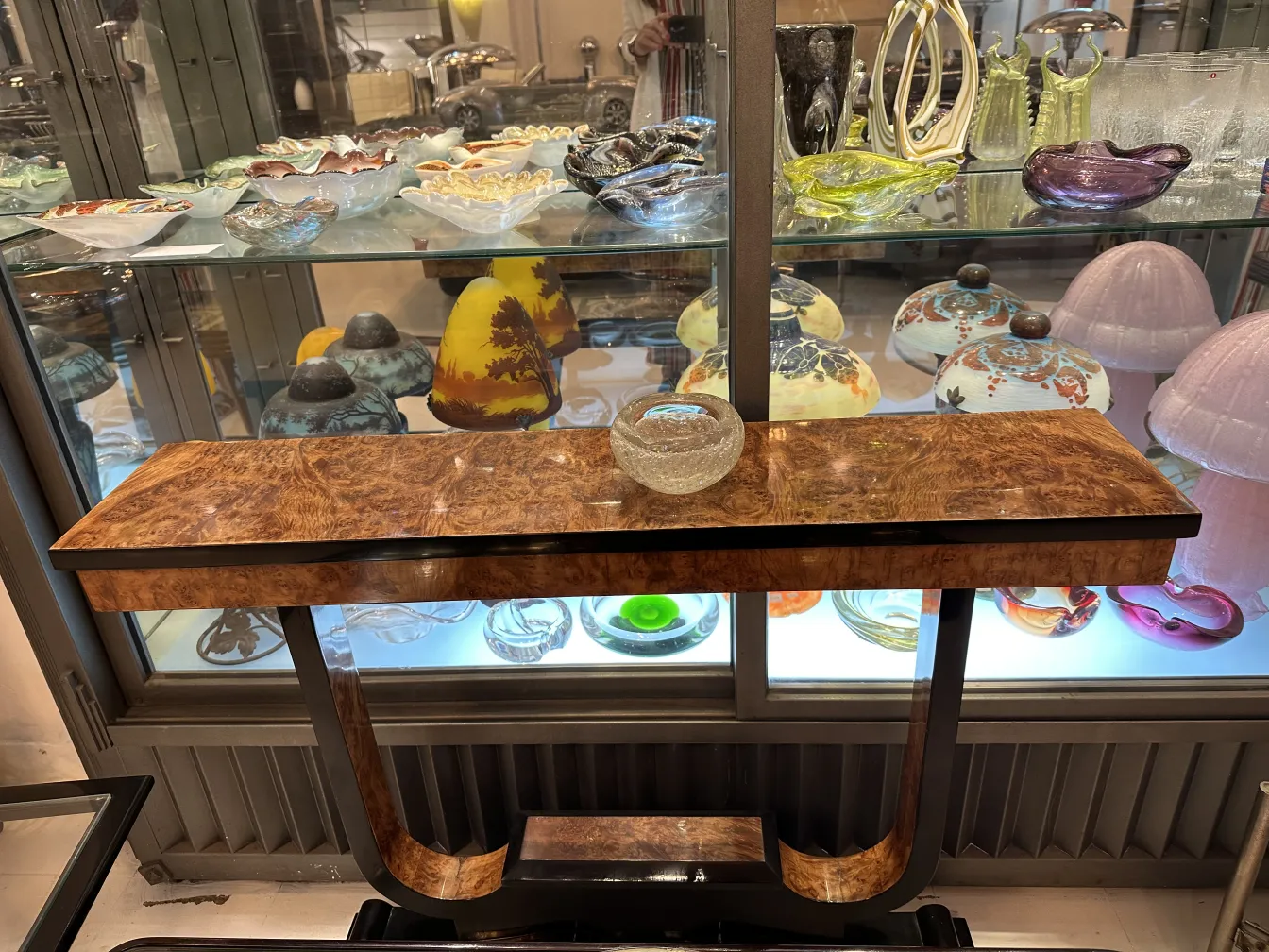 cristal de murano décoratif coloré avec des formes variées