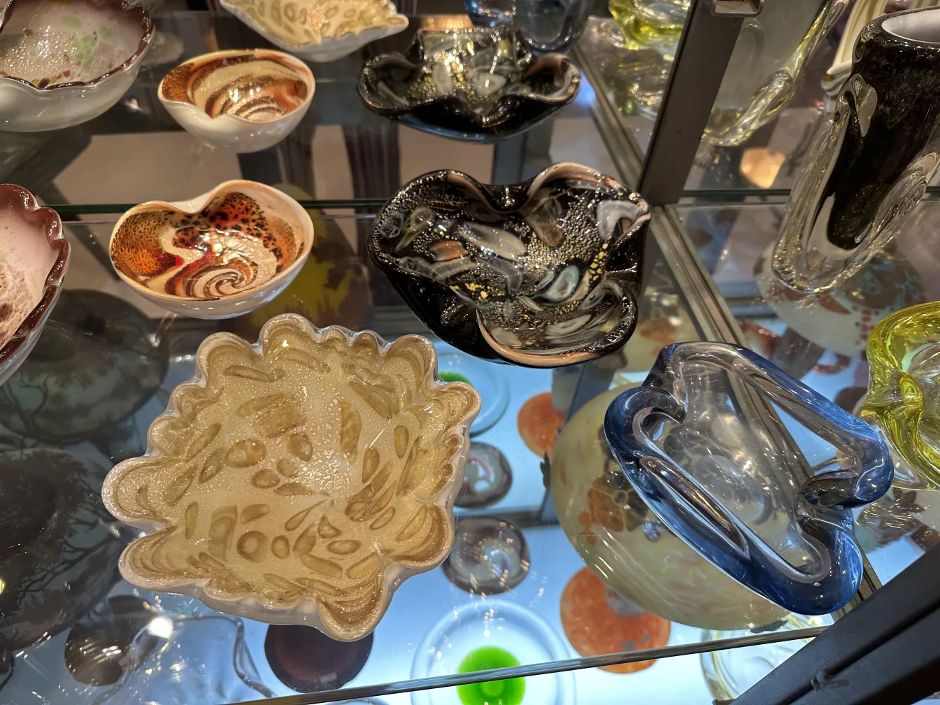 buntes dekoratives murano-glas