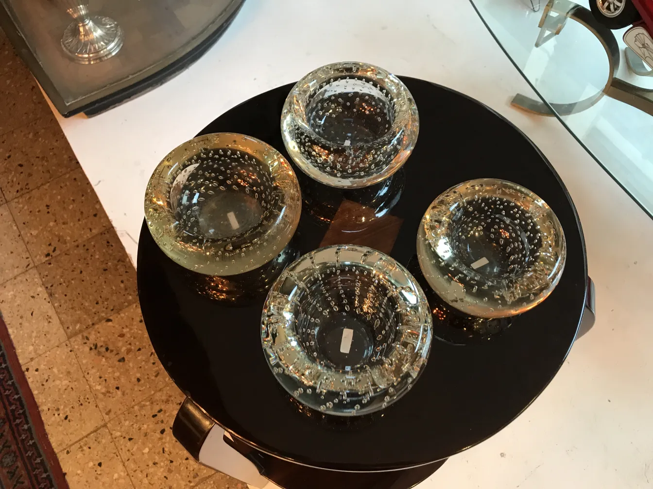 bols en cristal de murano avec des bulles décoratives