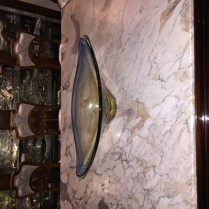 decoración antigua de cristal de murano con formas elegantes