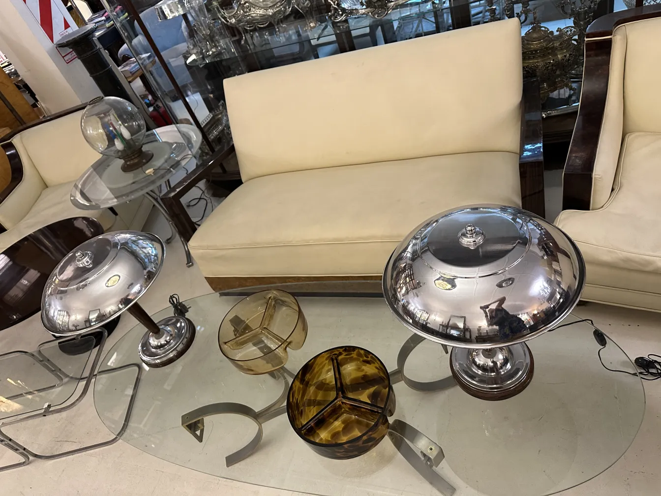 Murano-Glas-Lampe mit glänzendem Metallfuß