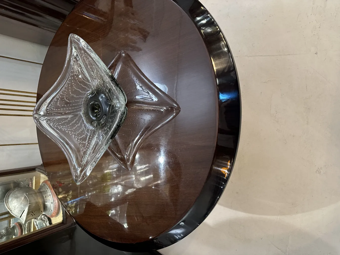 pezzo decorativo antico in vetro di murano a forma di fiore