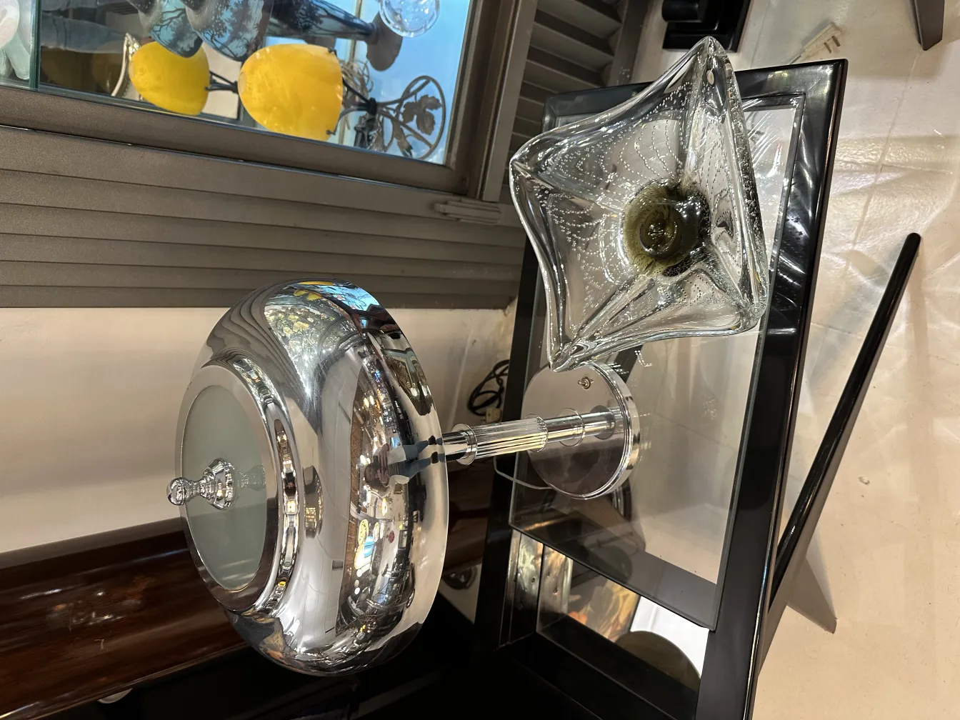 Antique Murano glass with elegant design and floral details.