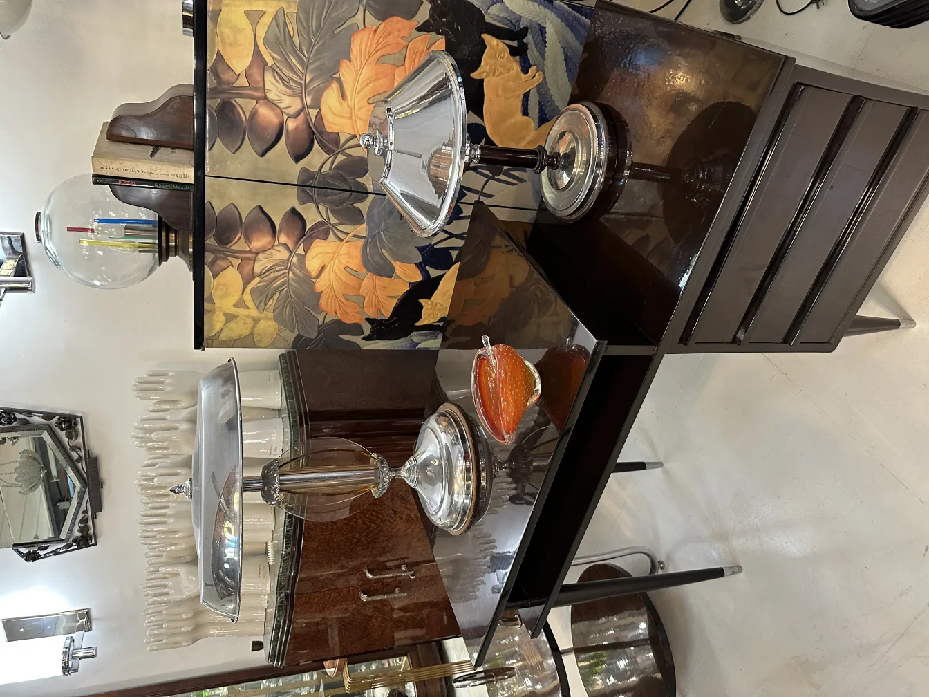 example of antique murano glass in an elegant setting