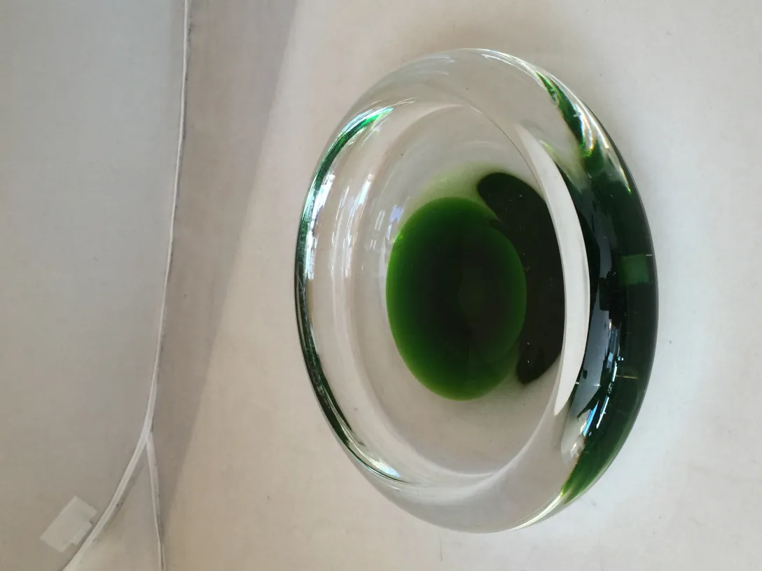 tigela antiga de cristal de Murano em cor verde