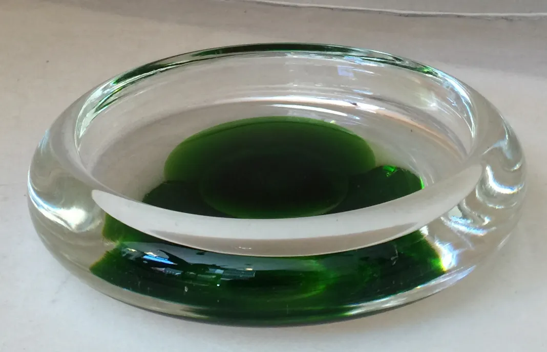 bowl de cristal de murano verde brillante