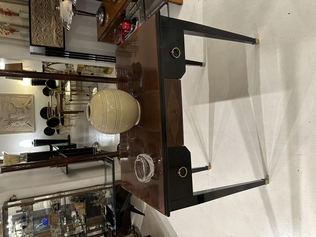 ancien récipient en cristal de murano avec forme organique