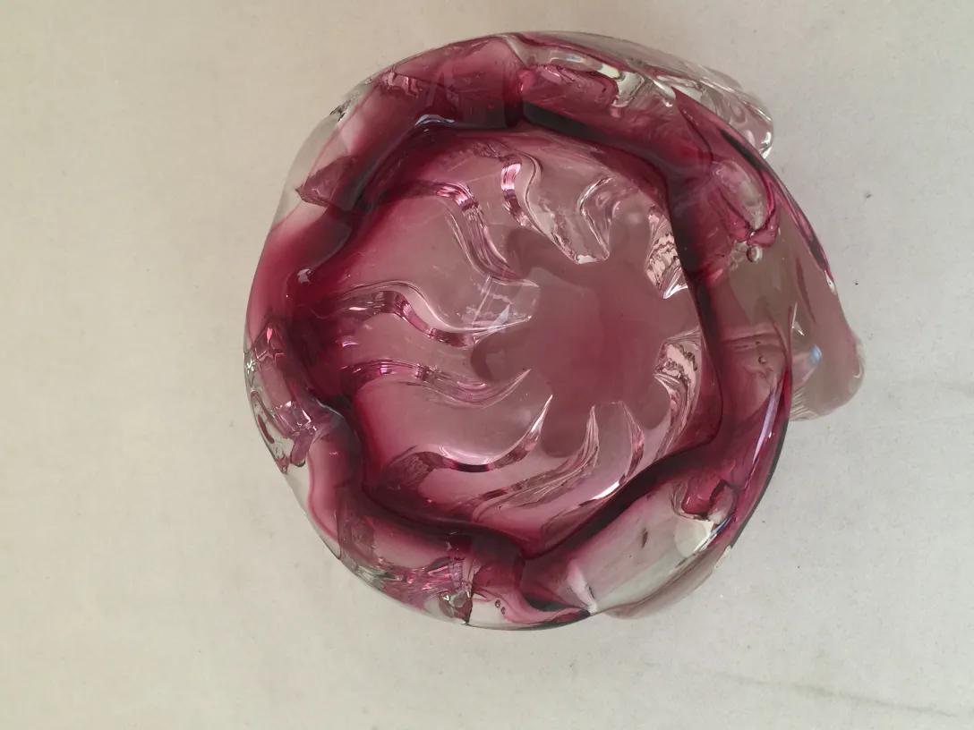 cristal antigo de murano em forma rosa com detalhes