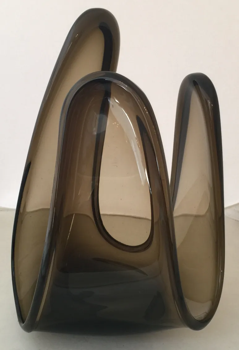 Antikes Murano-Glas in Wellenform mit dunklen Farben