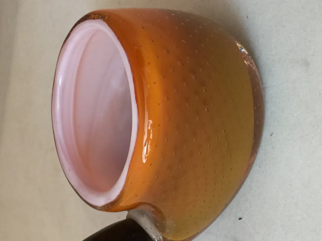 Pièce décorative antique en cristal de Murano aux teintes ambrées.