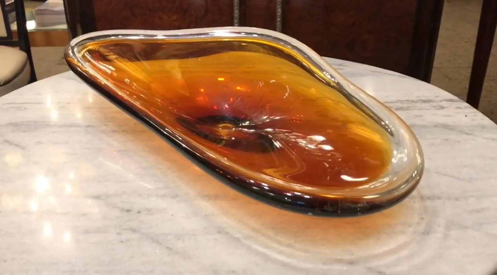 bol en cristal de murano aux tons ambre brillants