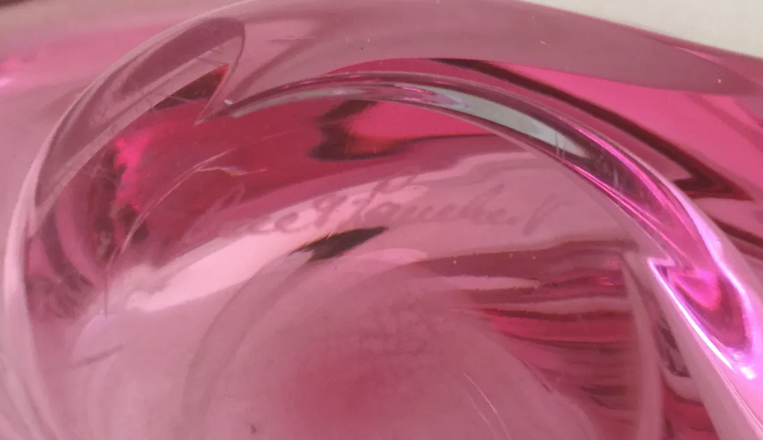 Cristal de Murano antigo rosa com detalhes delicados