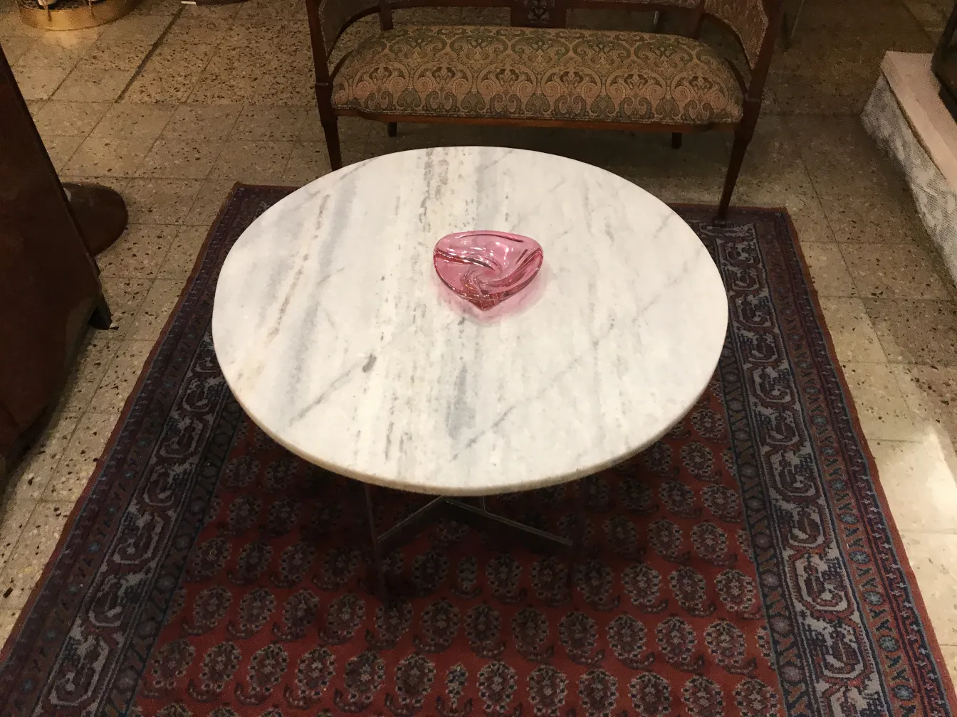 antique decorative sculpture of murano glass in pink