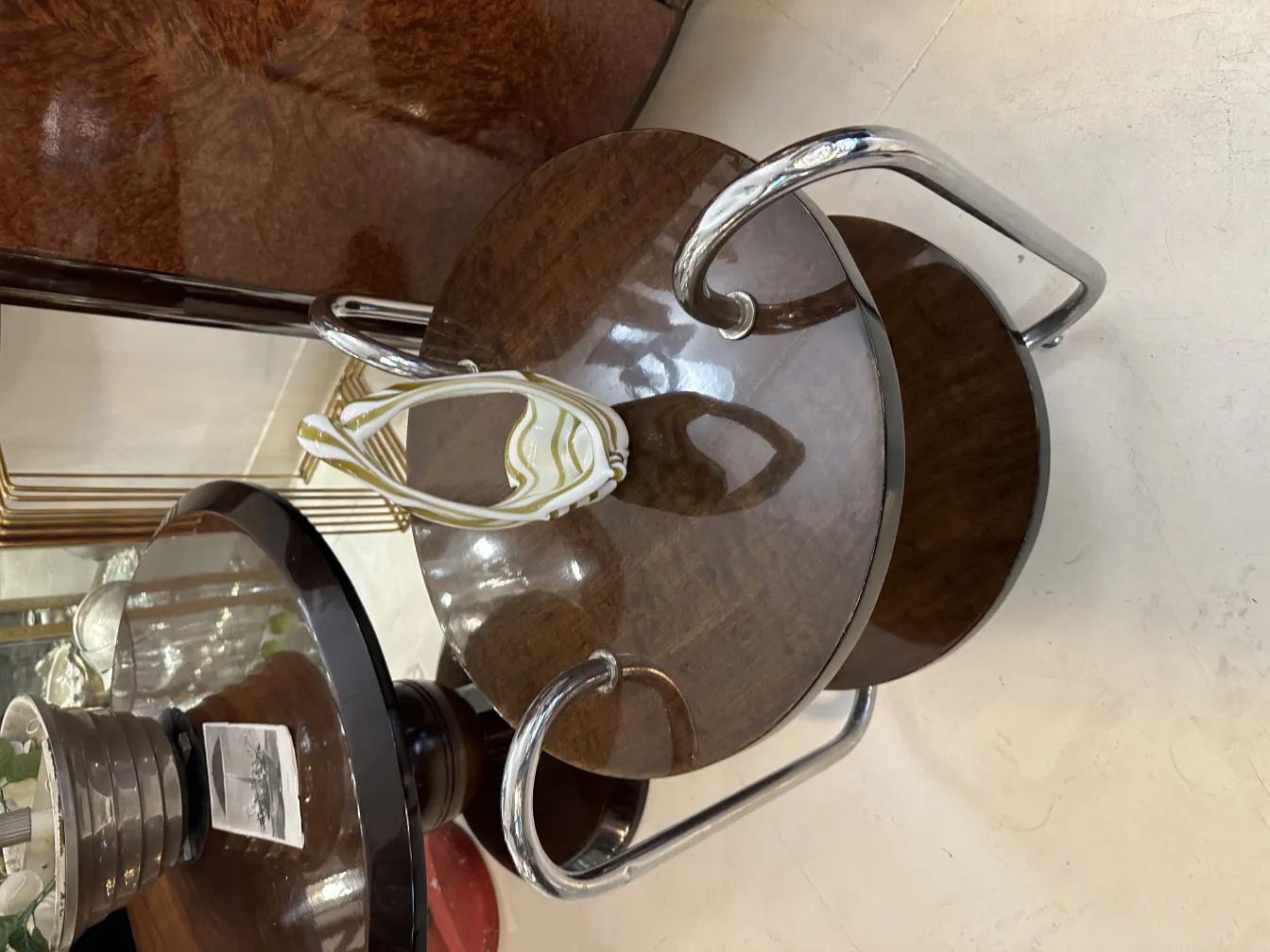 カラフルな模様のあるアンティークムラーノガラスの花瓶