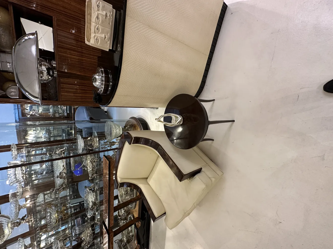 decorativo antigo cristal de murano em mesa elegante