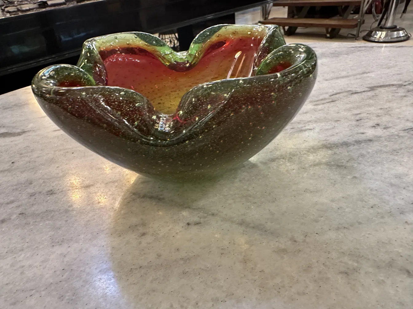 antico vetro di murano pezzo decorativo con colori vivaci