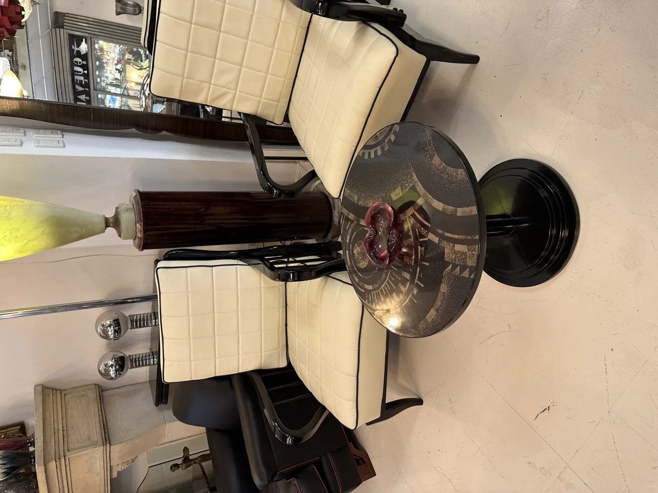 Cristal de Murano antigo decorativo em ambiente elegante