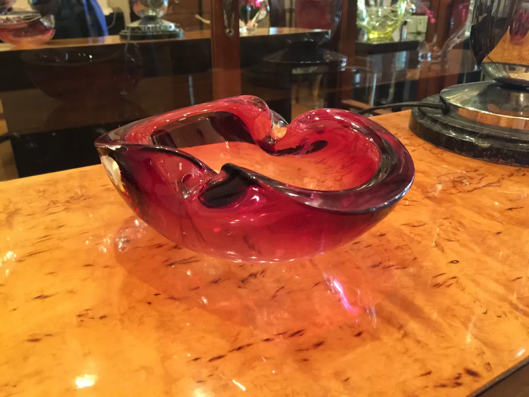 lindo cristal de murano vermelho escuro, decoração única