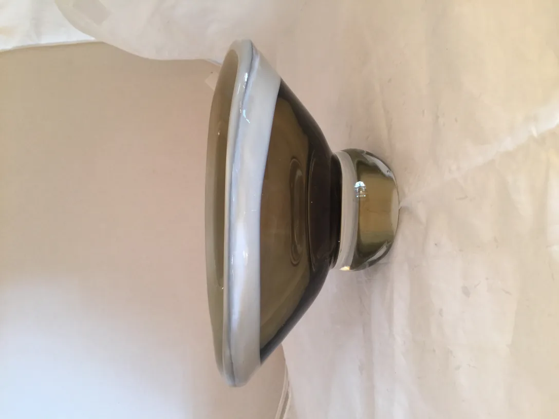 декоративная вещь из муранского стекла, нежные цвета и элегантная форма