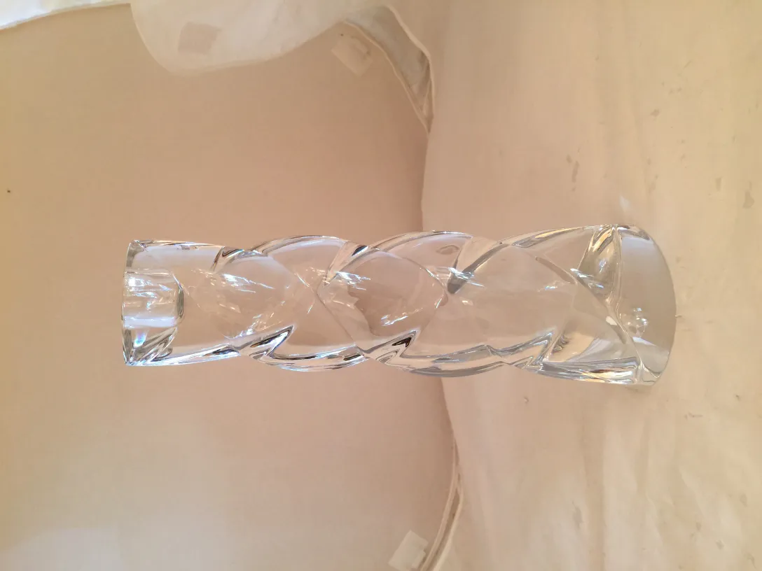 murano glass vase with twisted design, clear
