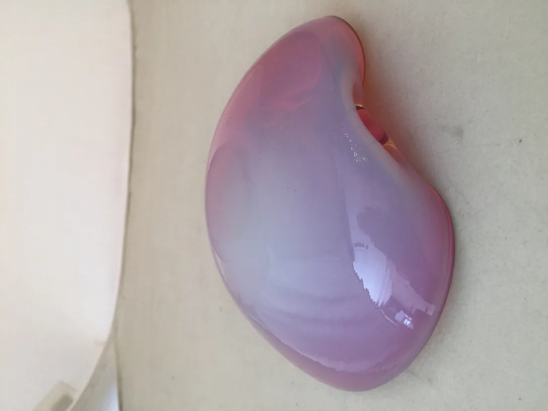 Antikes Murano-Glas in Pastellfarbe, organische Form, glatt