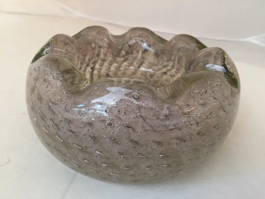 murano glass bowl with wavy design
