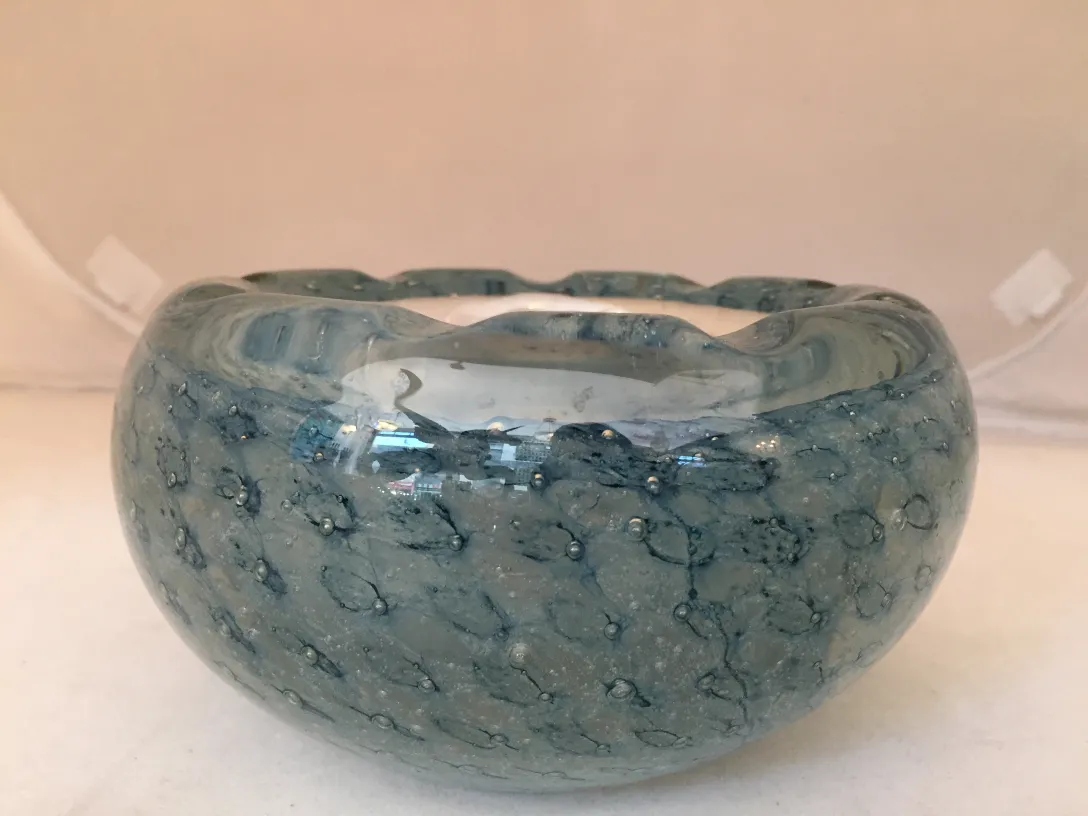 античная чаша из муранского стекла с пузырьками