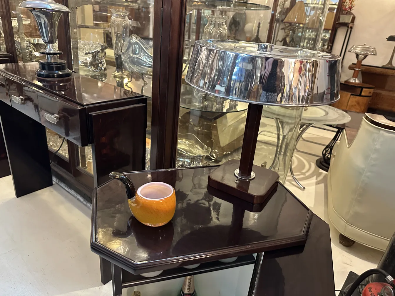 Murano glass lamp with decorative base and soft light