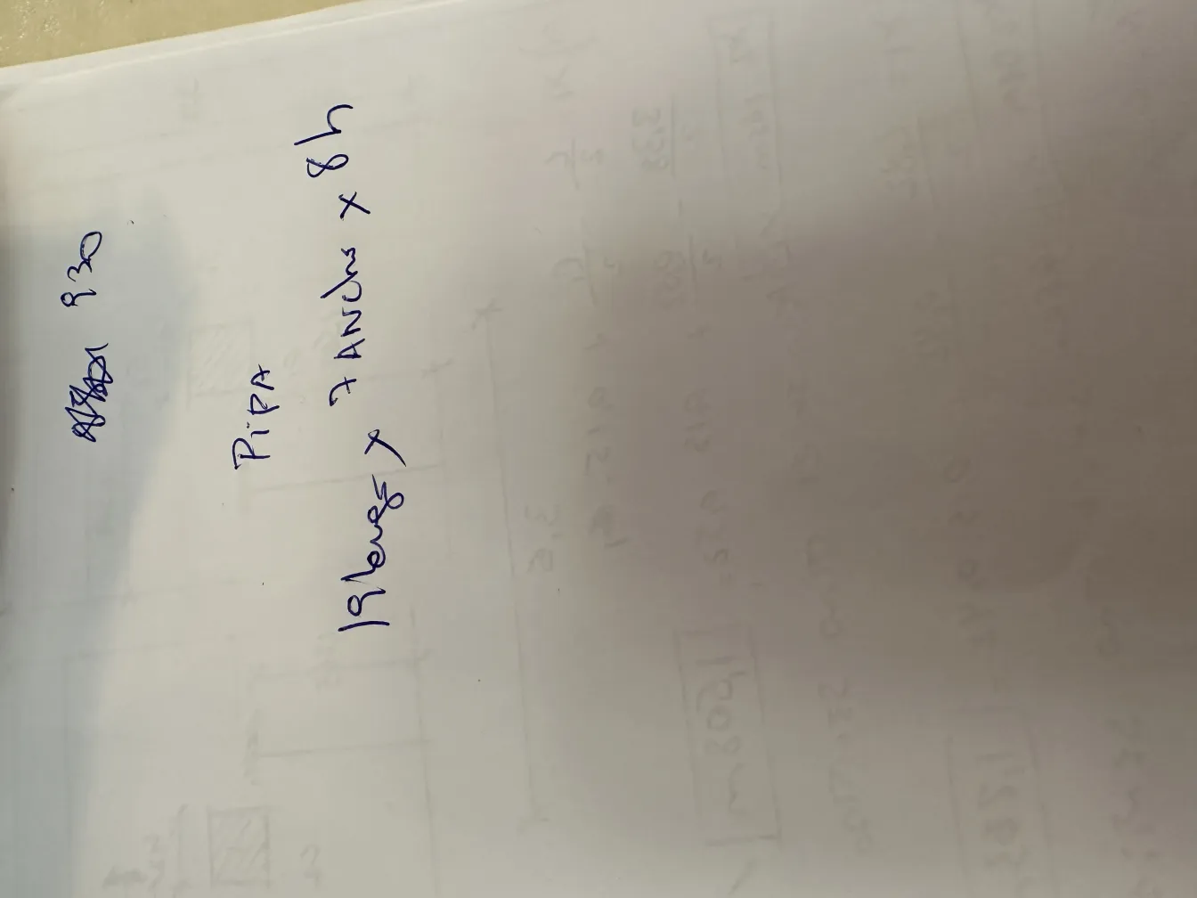 古董装饰烟斗的细节在纸上