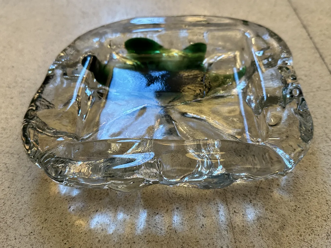 Cristal de Murano antigo com design verde e azul