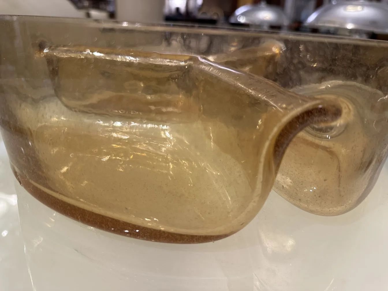 Antikes Murano-Glas mit klarem gebogenem Finish