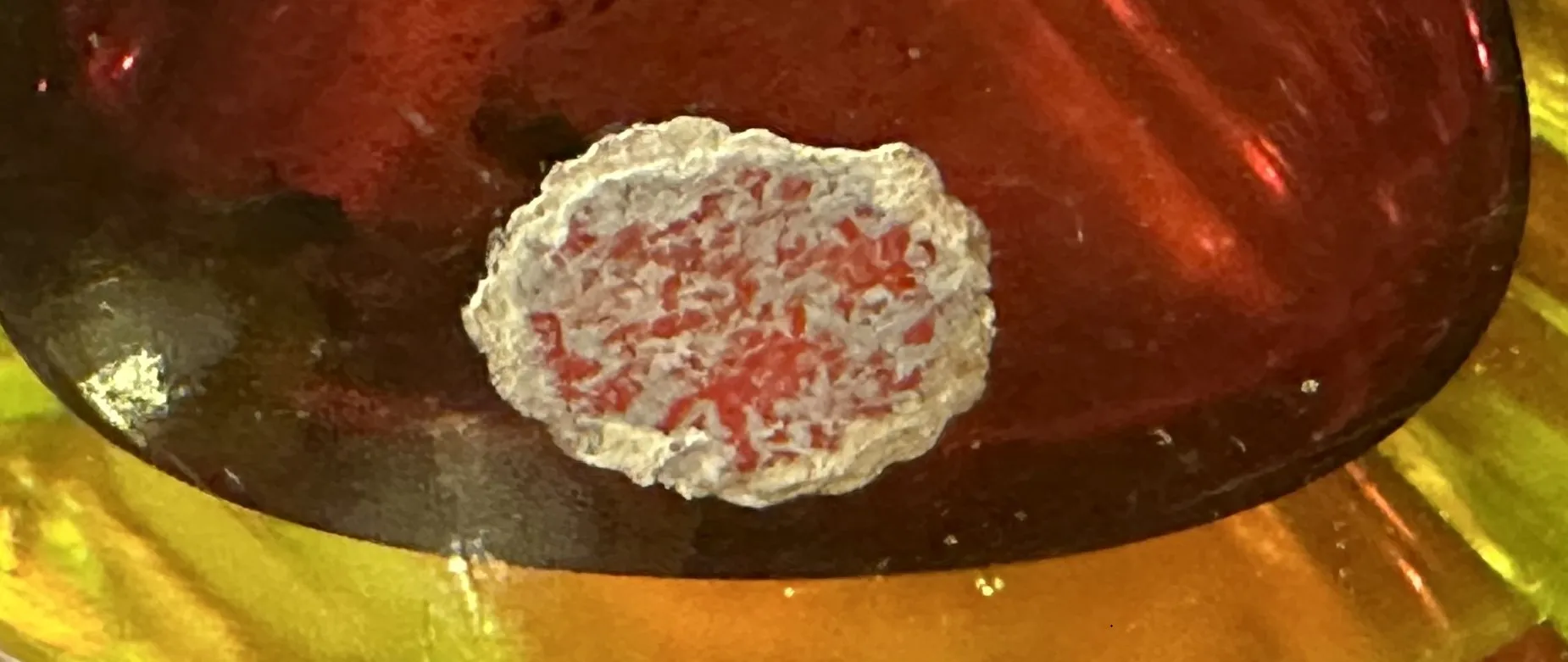 화려한 예술 디자인의 아름다운 골동품 무라노 유리.